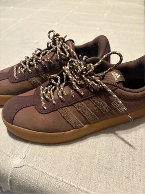 adidas Men's Brown Suede Low-Top Sneakers with Gum Sole